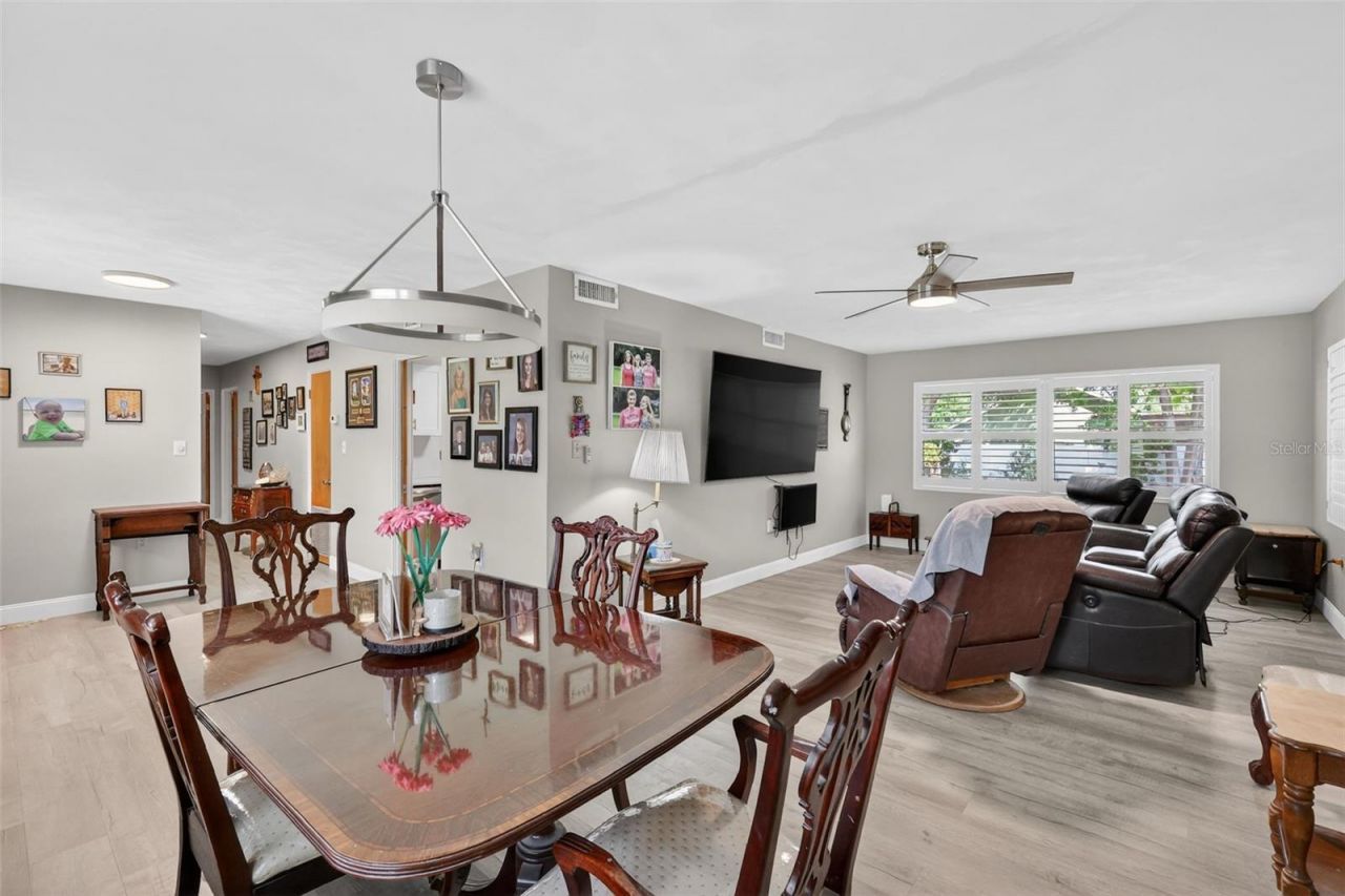 17923 Florida Street , Umatilla, FL 32784 Photo