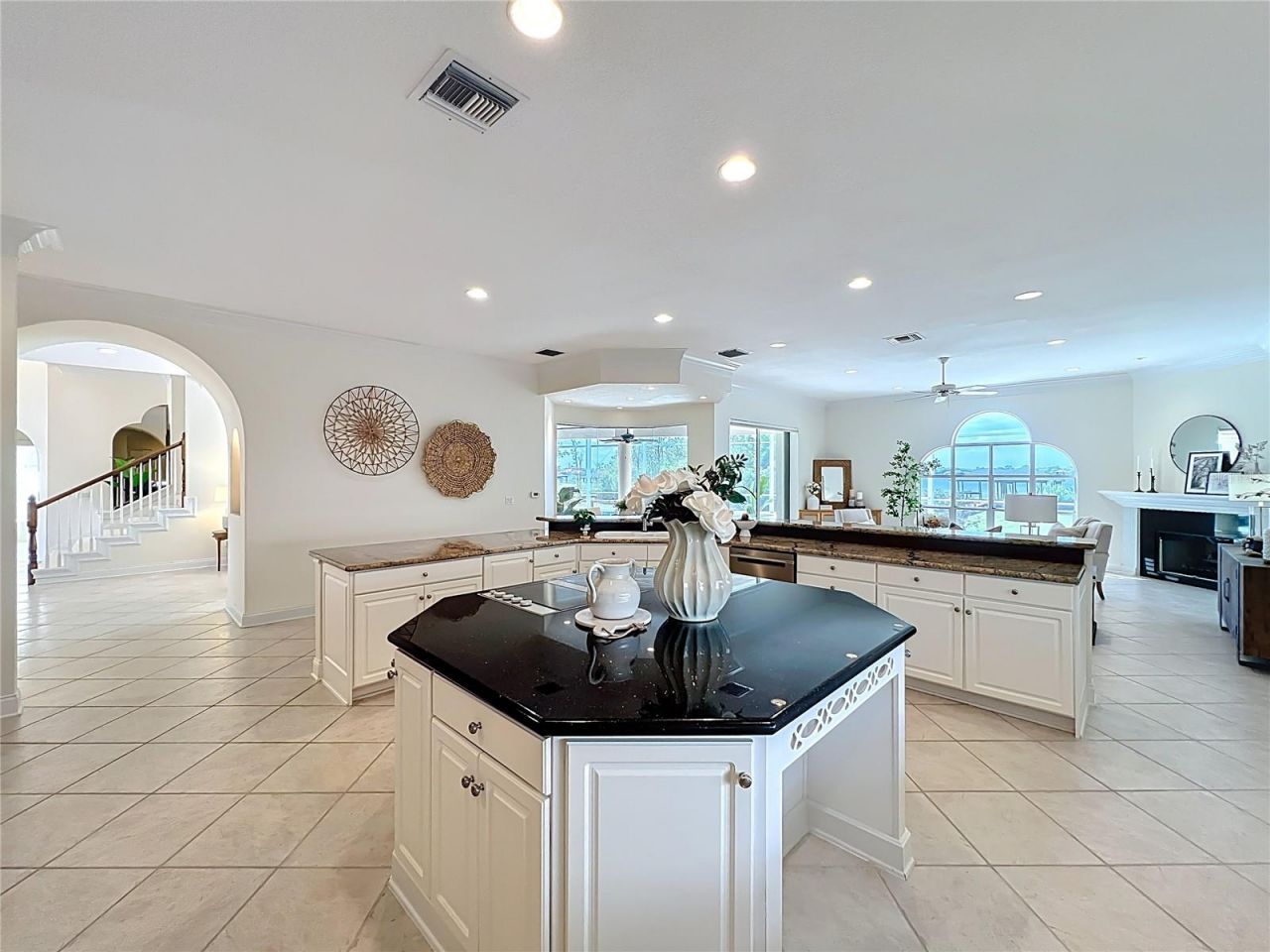 1861 Edgewater Drive, Mount Dora, FL 32757 Photo