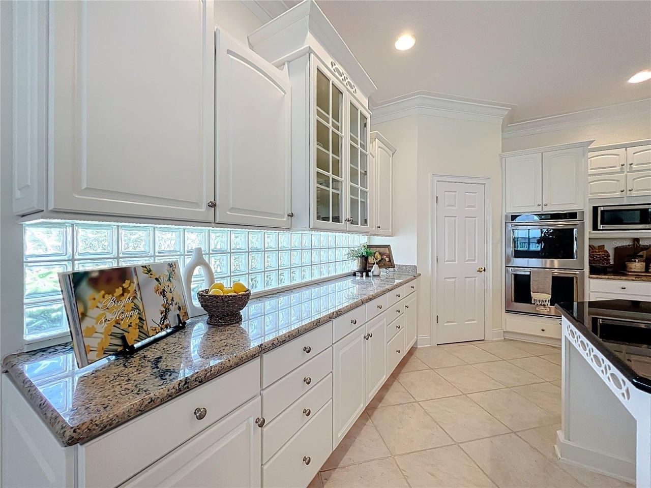 1861 Edgewater Drive, Mount Dora, FL 32757 Photo