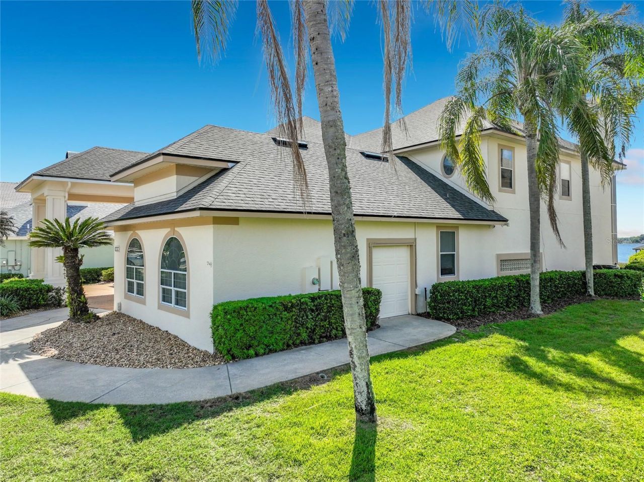 1861 Edgewater Drive, Mount Dora, FL 32757 Photo