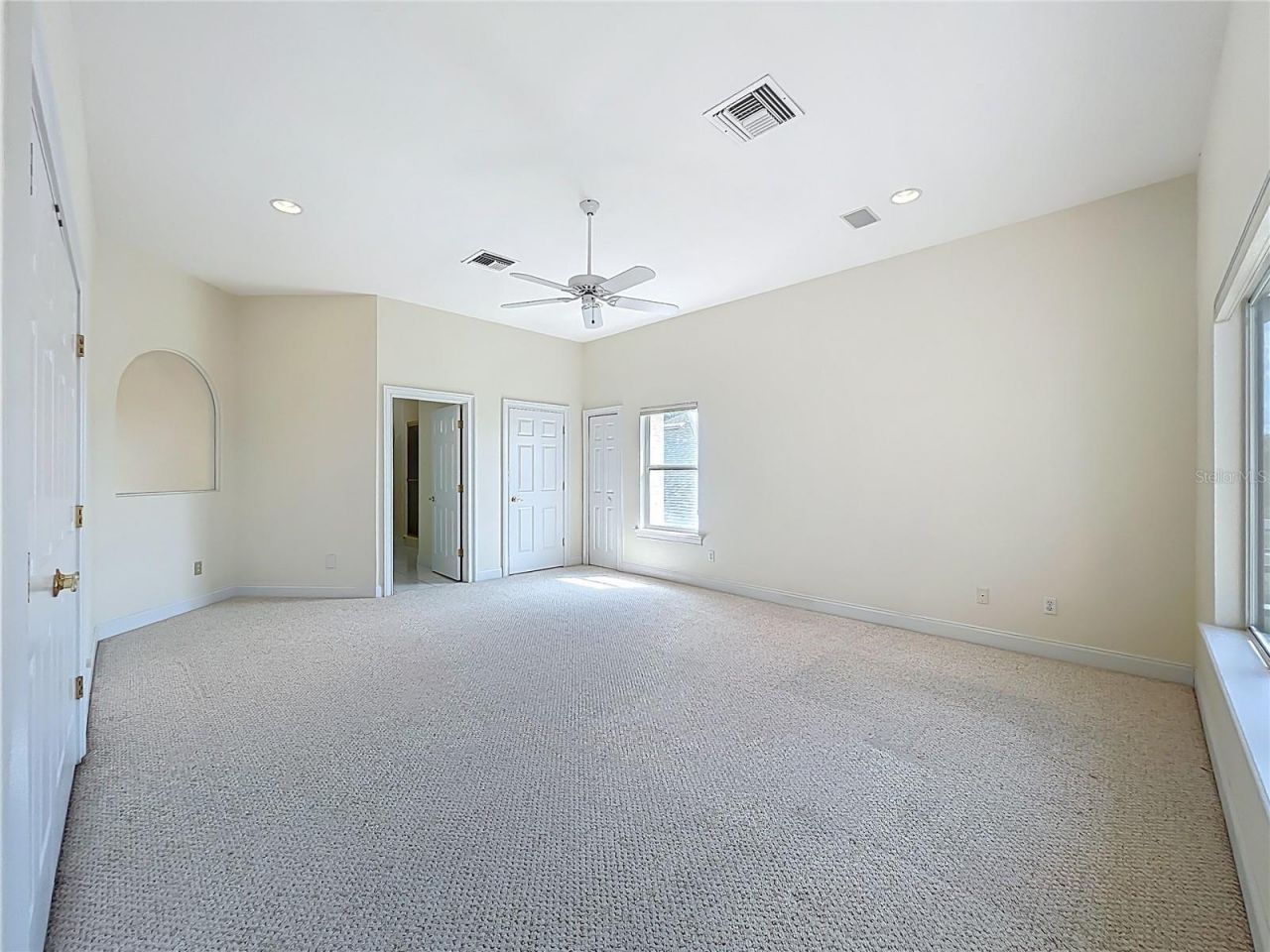 1861 Edgewater Drive, Mount Dora, FL 32757 Photo