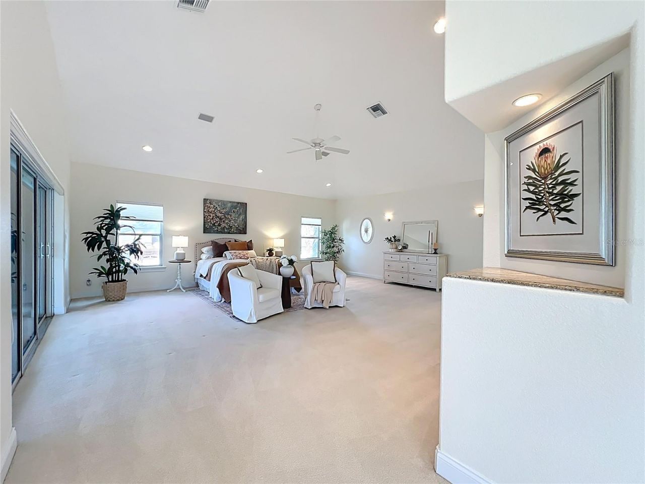 1861 Edgewater Drive, Mount Dora, FL 32757 Photo