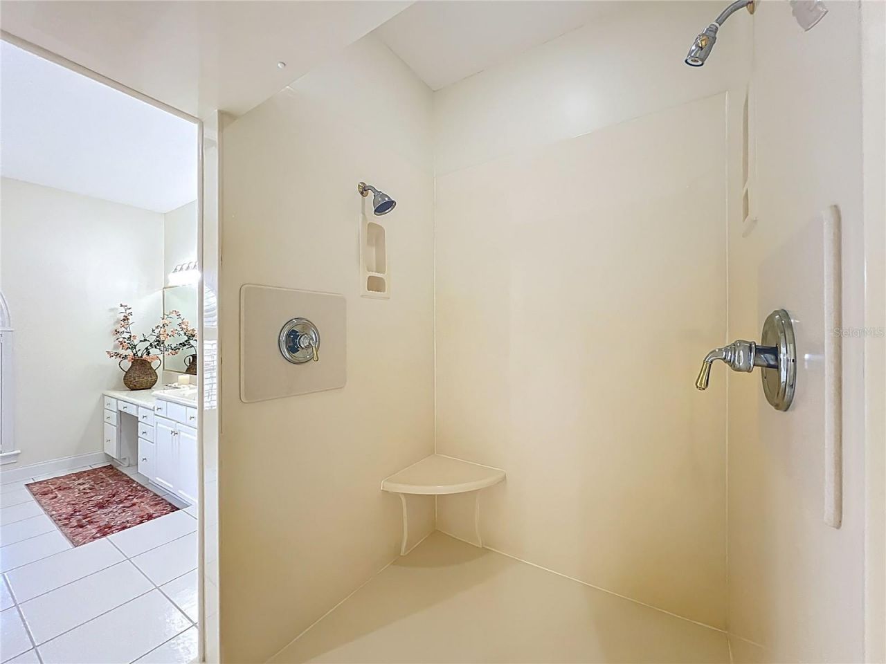 1861 Edgewater Drive, Mount Dora, FL 32757 Photo