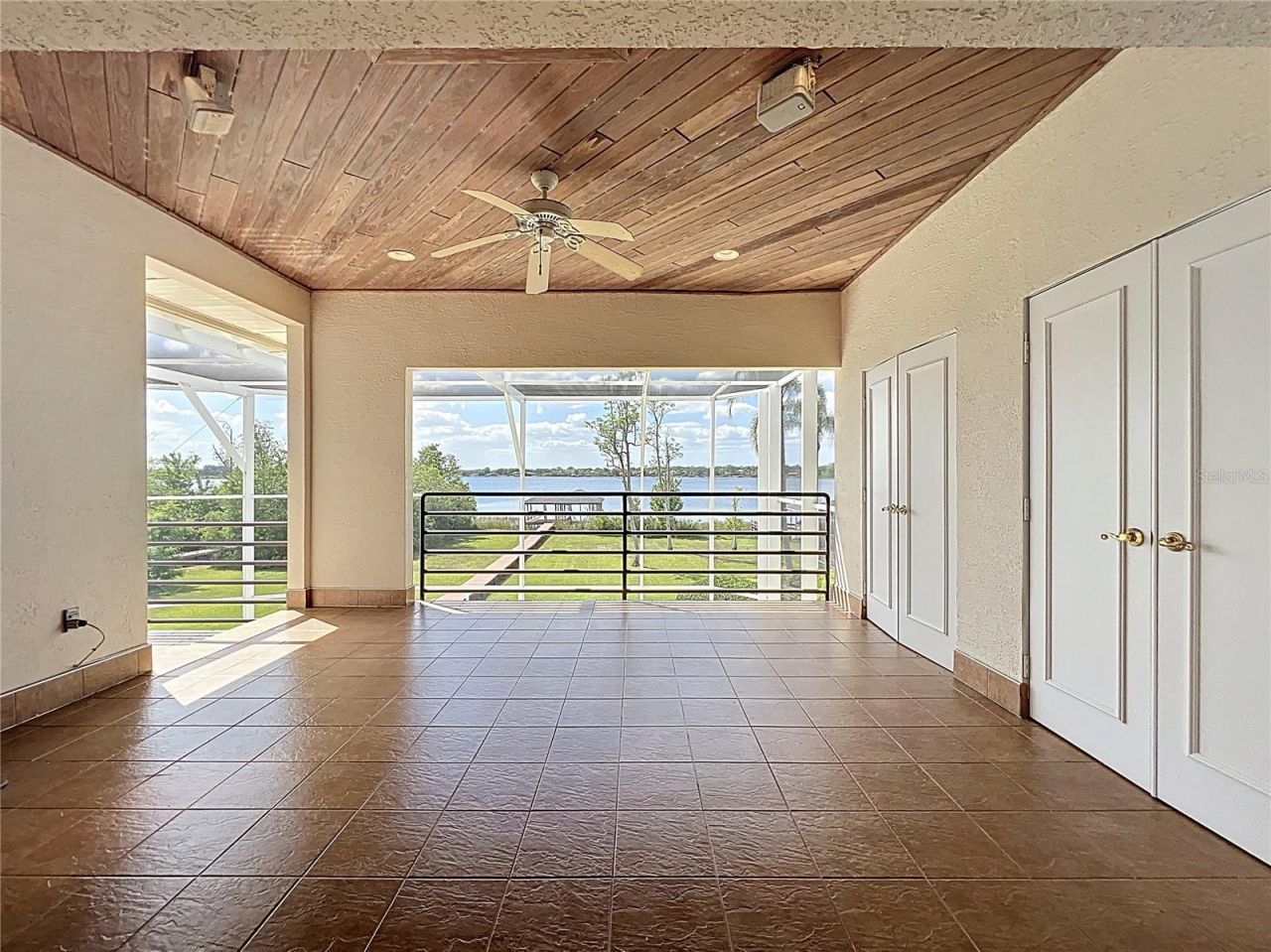 1861 Edgewater Drive, Mount Dora, FL 32757 Photo