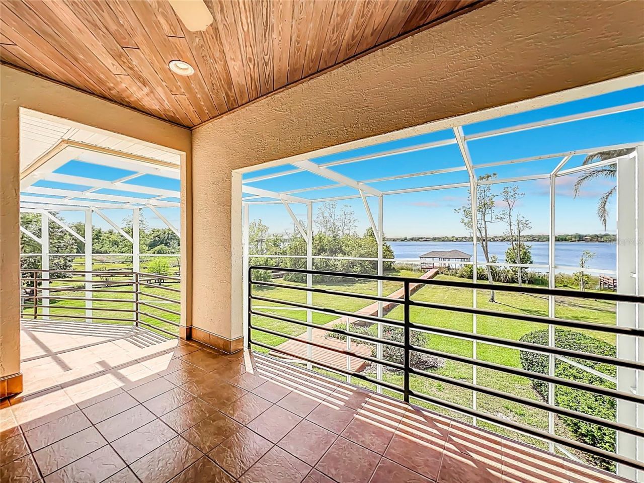 1861 Edgewater Drive, Mount Dora, FL 32757 Photo