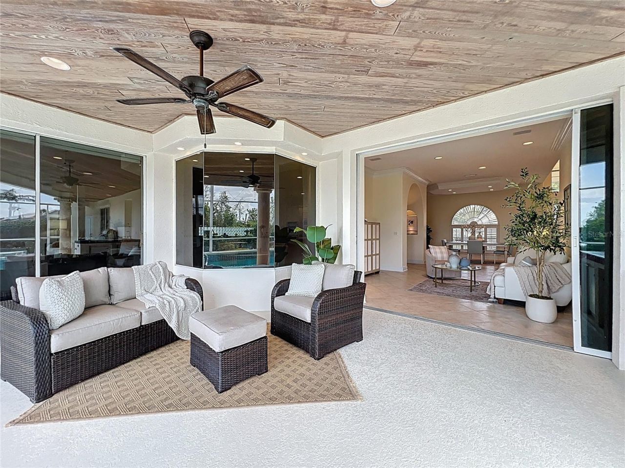 1861 Edgewater Drive, Mount Dora, FL 32757 Photo