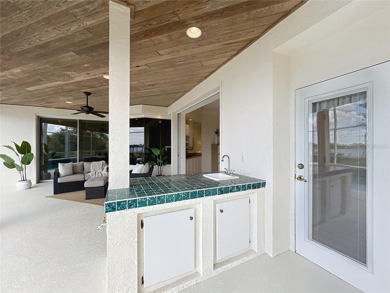 1861 Edgewater Drive, Mount Dora, FL 32757 Photo