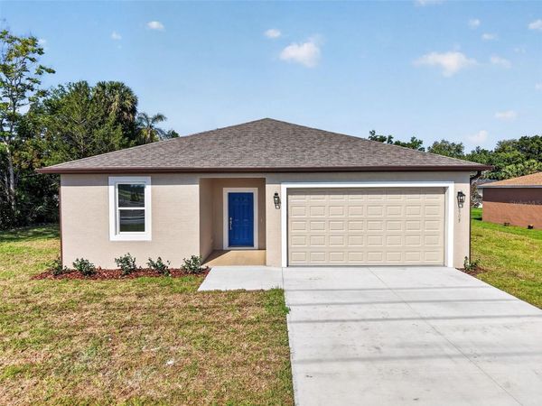 38905 PINE STREET , UMATILLA, FL 32784
