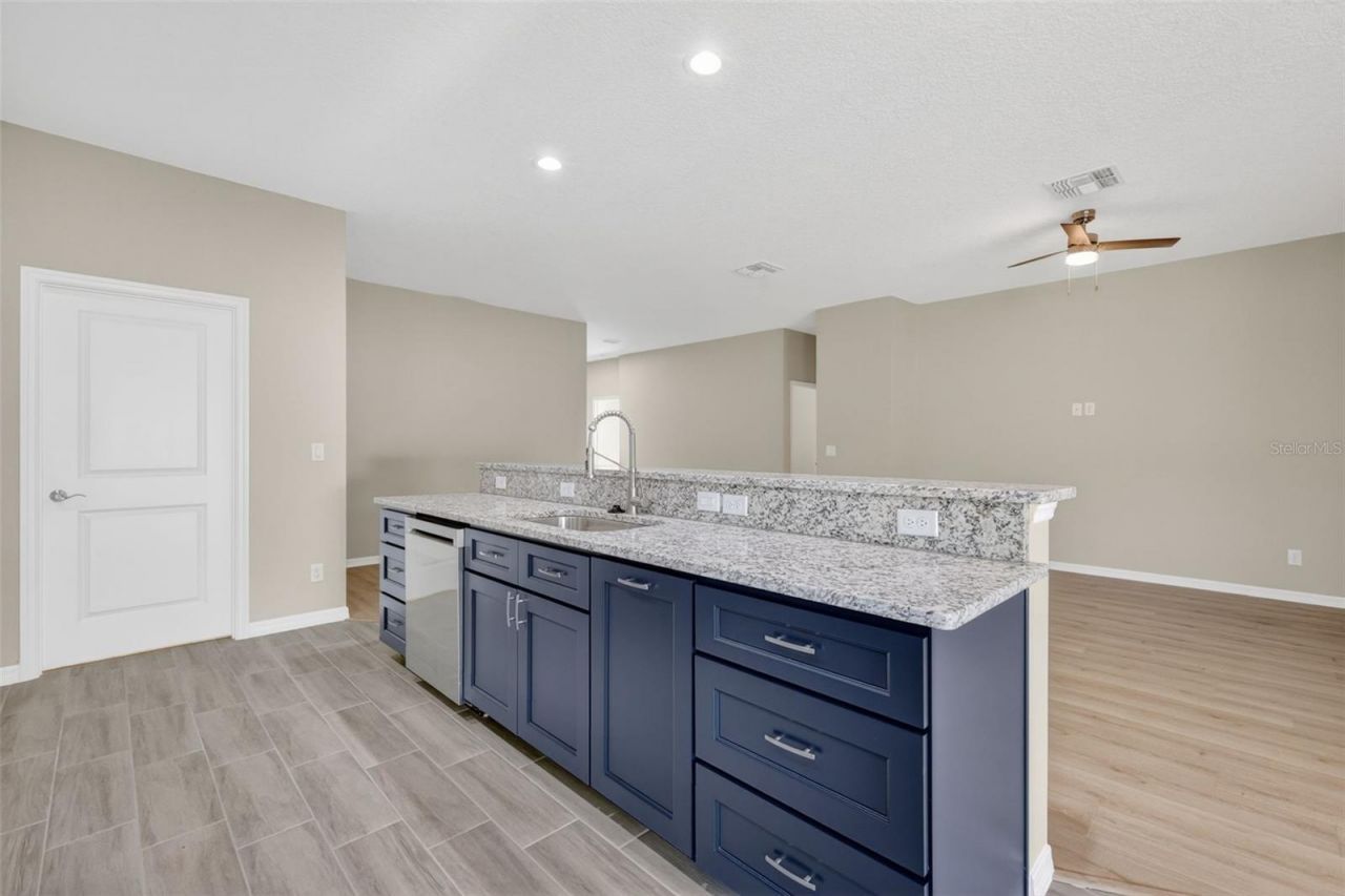 38905 Pine Street , Umatilla, FL 32784 Photo