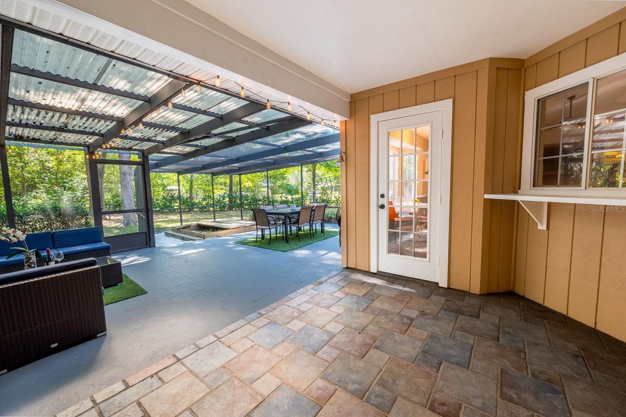 6924 SW 80th Drive , Gainesville, FL 32608 Photo