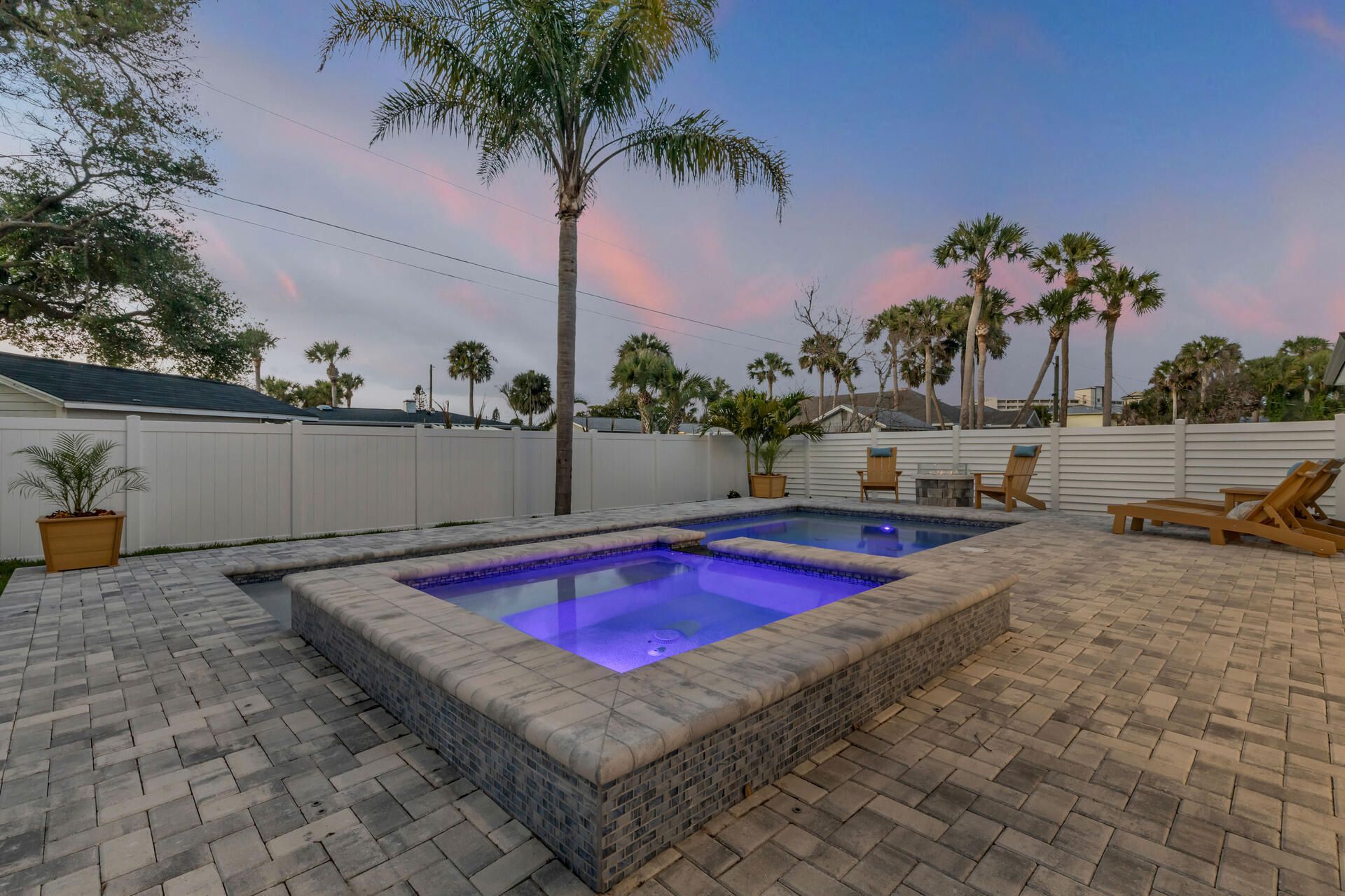 210 Due East Street, New Smyrna Beach, FL 32169 Photo