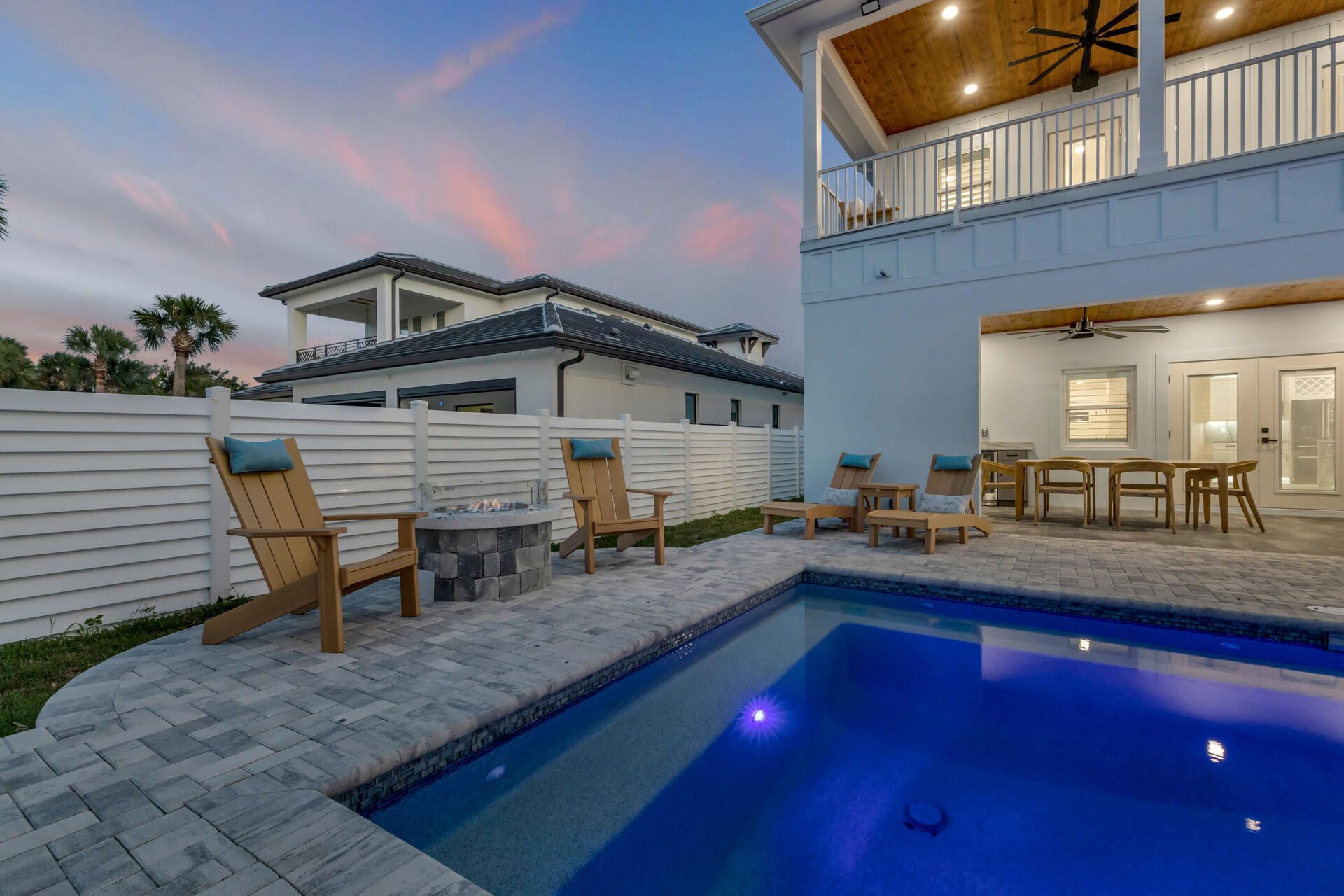 210 Due East Street, New Smyrna Beach, FL 32169 Photo