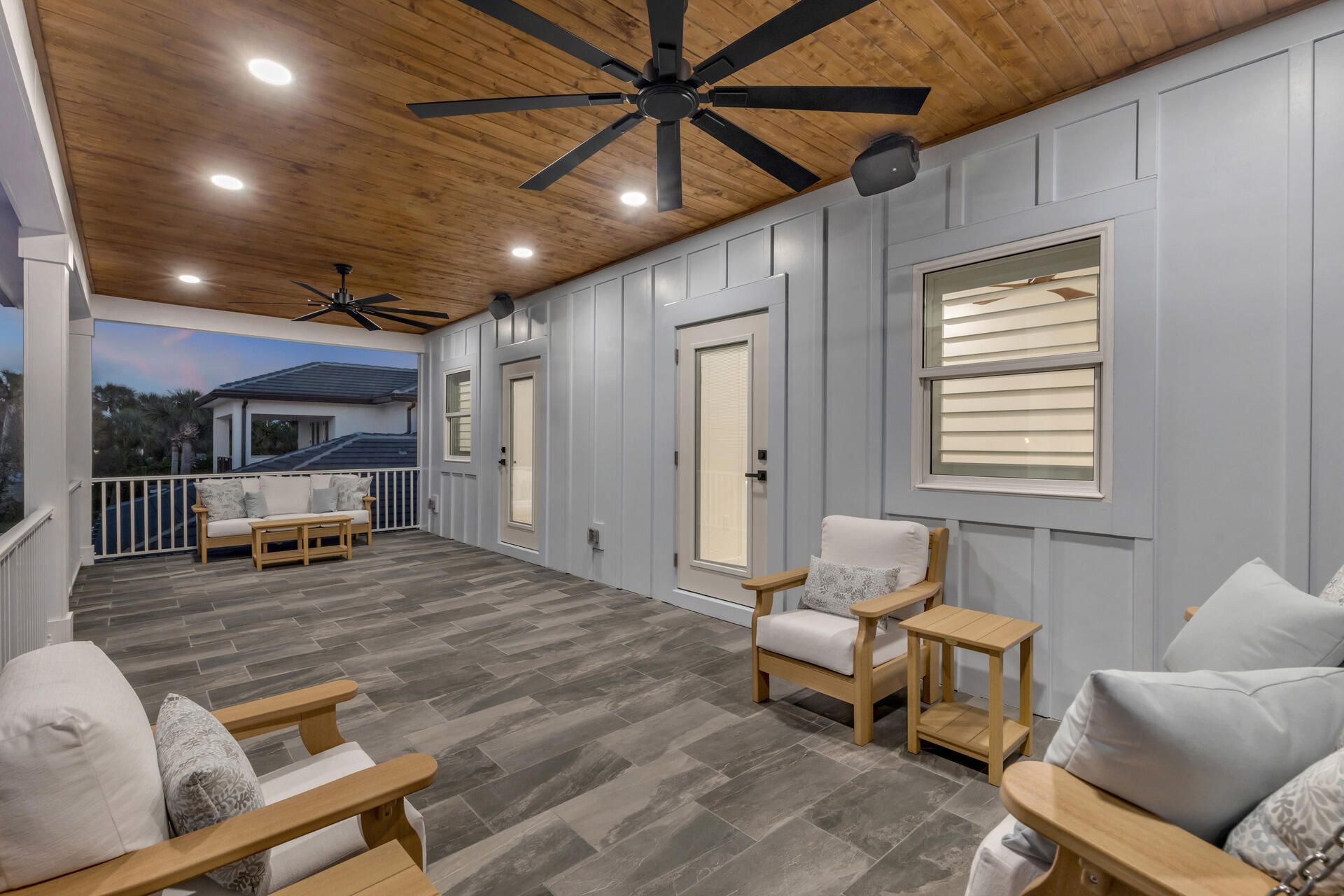 210 Due East Street, New Smyrna Beach, FL 32169 Photo