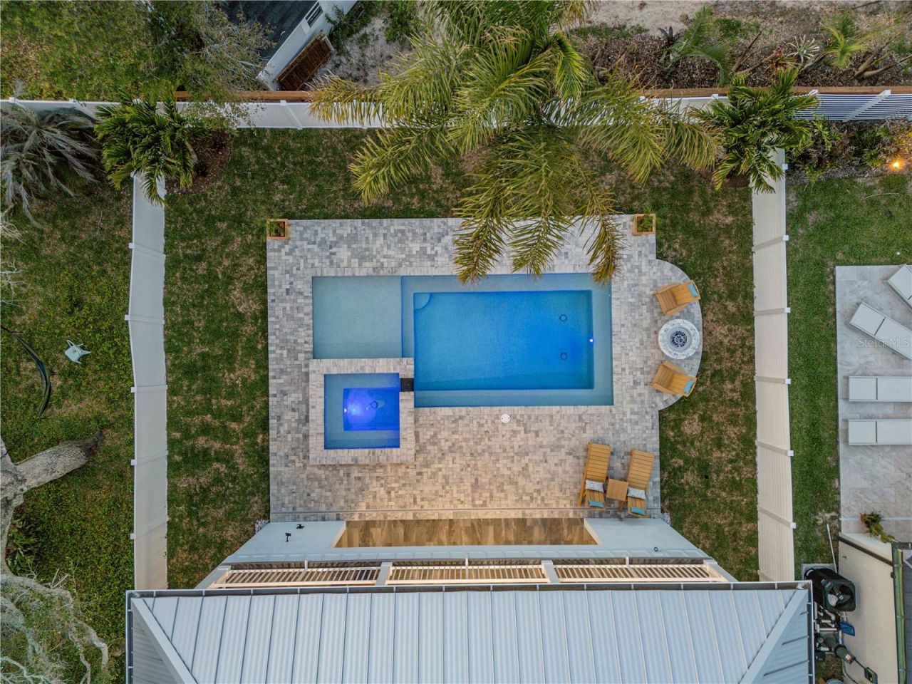 210 Due East Street, New Smyrna Beach, FL 32169 Photo