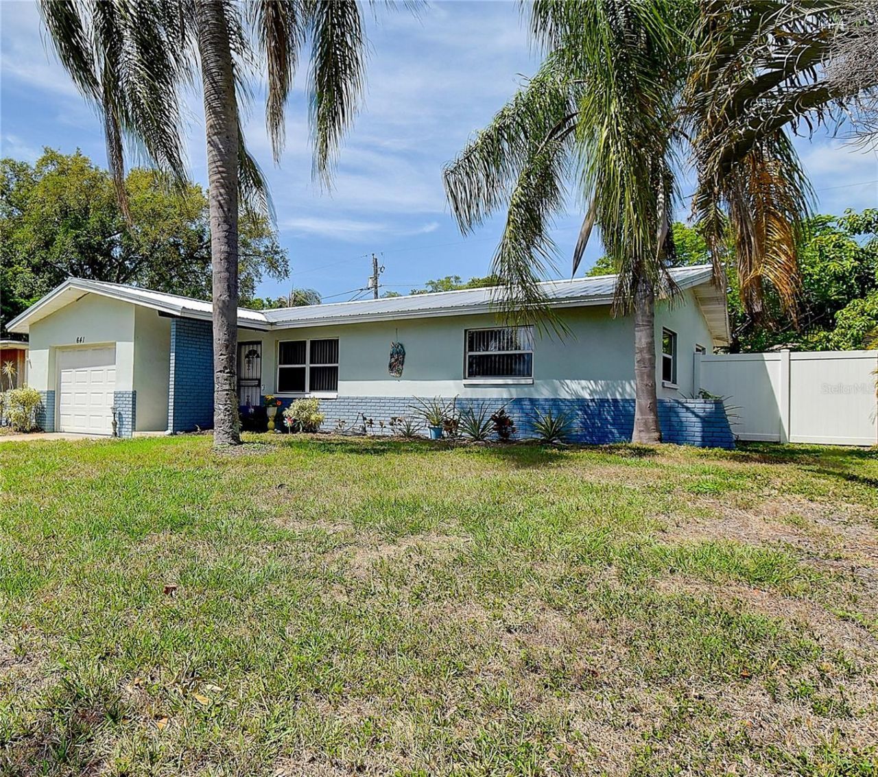 641 Cork Street, Largo, FL 33770 Main Photo