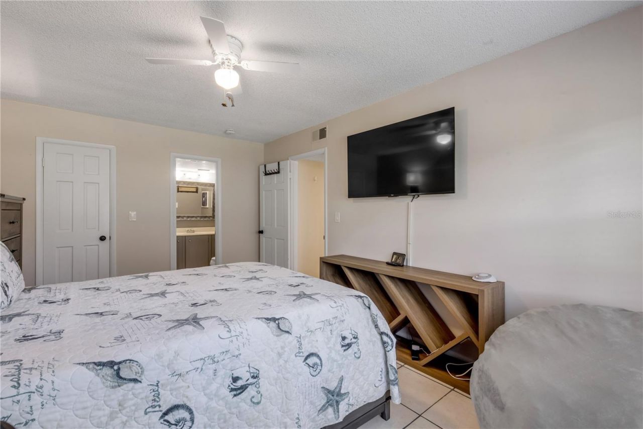 3800 Saxon Drive, Unit A7, New Smyrna Beach, FL 32169 Photo