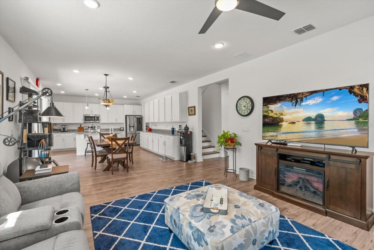 10260 Spring Lake Drive , Clermont, FL 34711 Photo