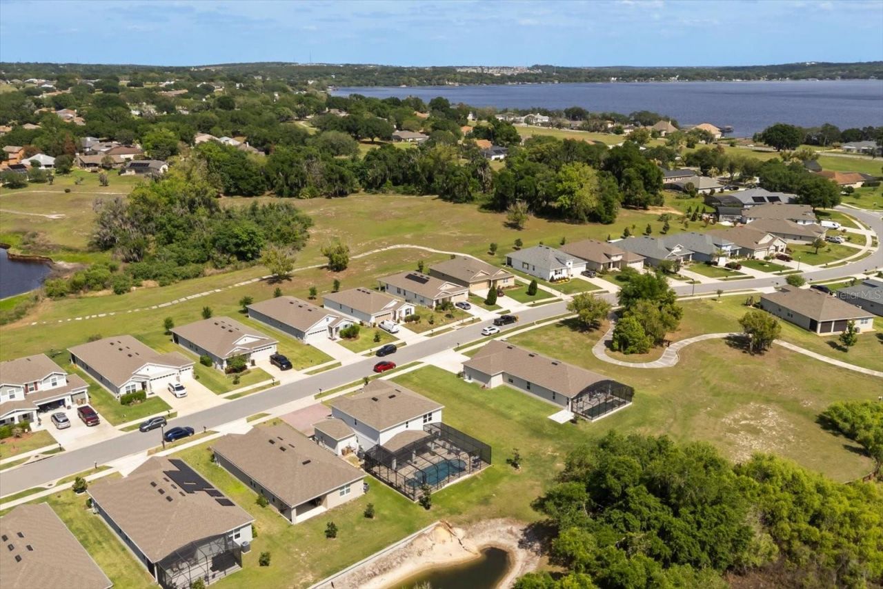 10260 Spring Lake Drive , Clermont, FL 34711 Photo