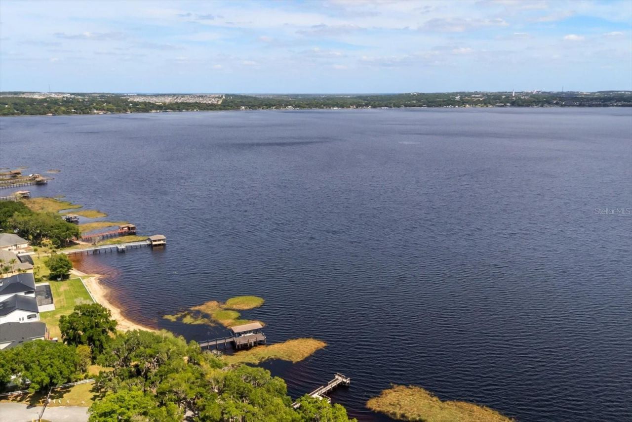 10260 Spring Lake Drive , Clermont, FL 34711 Photo