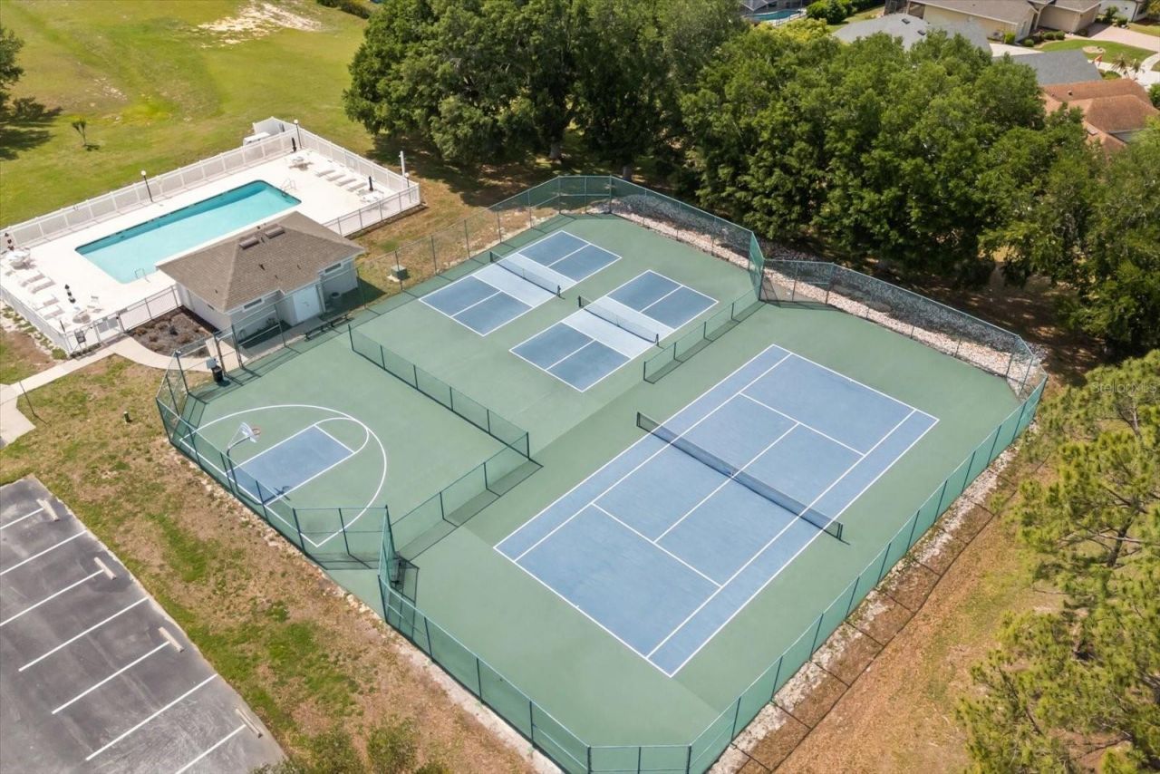 10260 Spring Lake Drive , Clermont, FL 34711 Photo