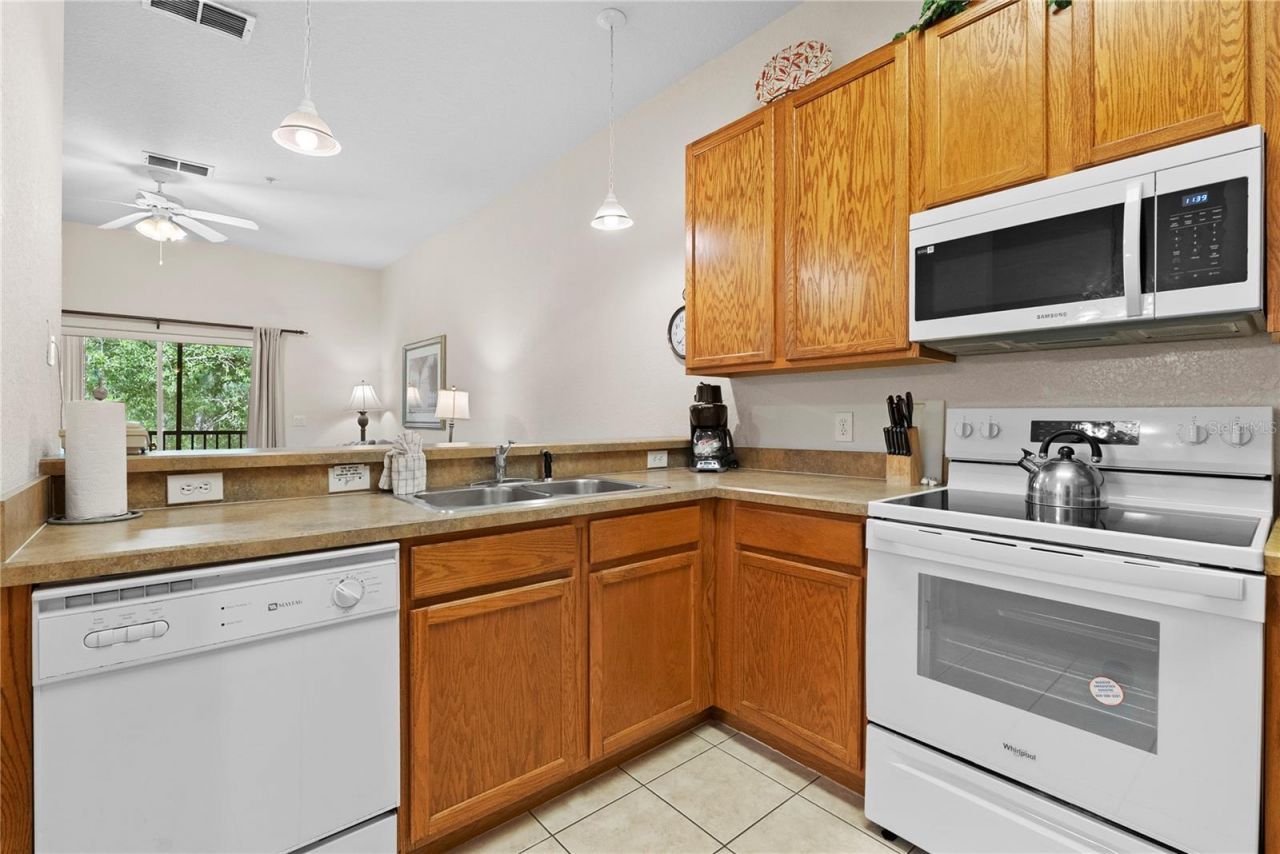 806 Gran Bahama Boulevard, Unit 30806, Davenport, FL 33897 Photo