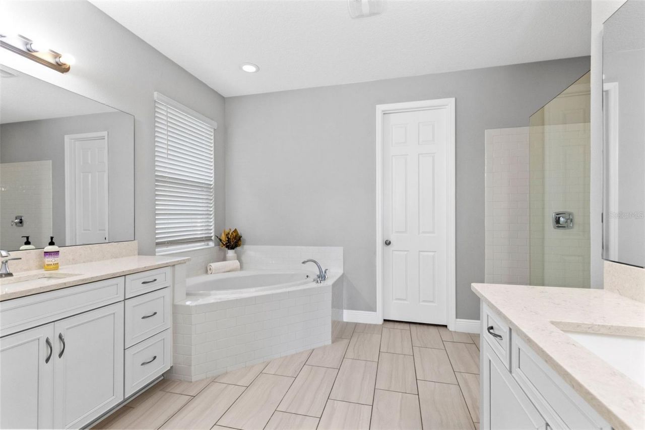 1570 Myrtle Oaks Trail , Oviedo, FL 32765 Photo