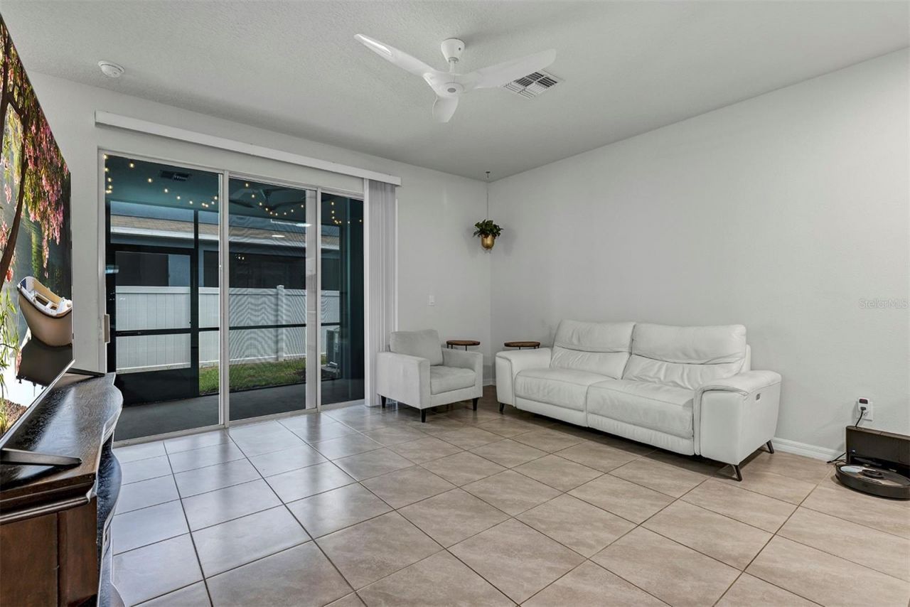 4015 Blue Banks Lane, Bradenton, FL 34208 Photo