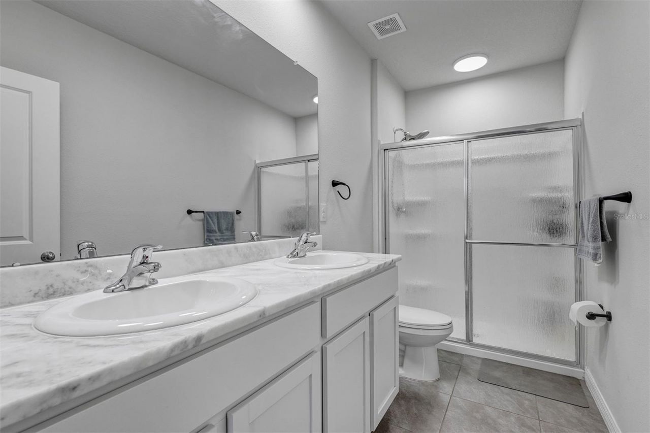 4015 Blue Banks Lane, Bradenton, FL 34208 Photo