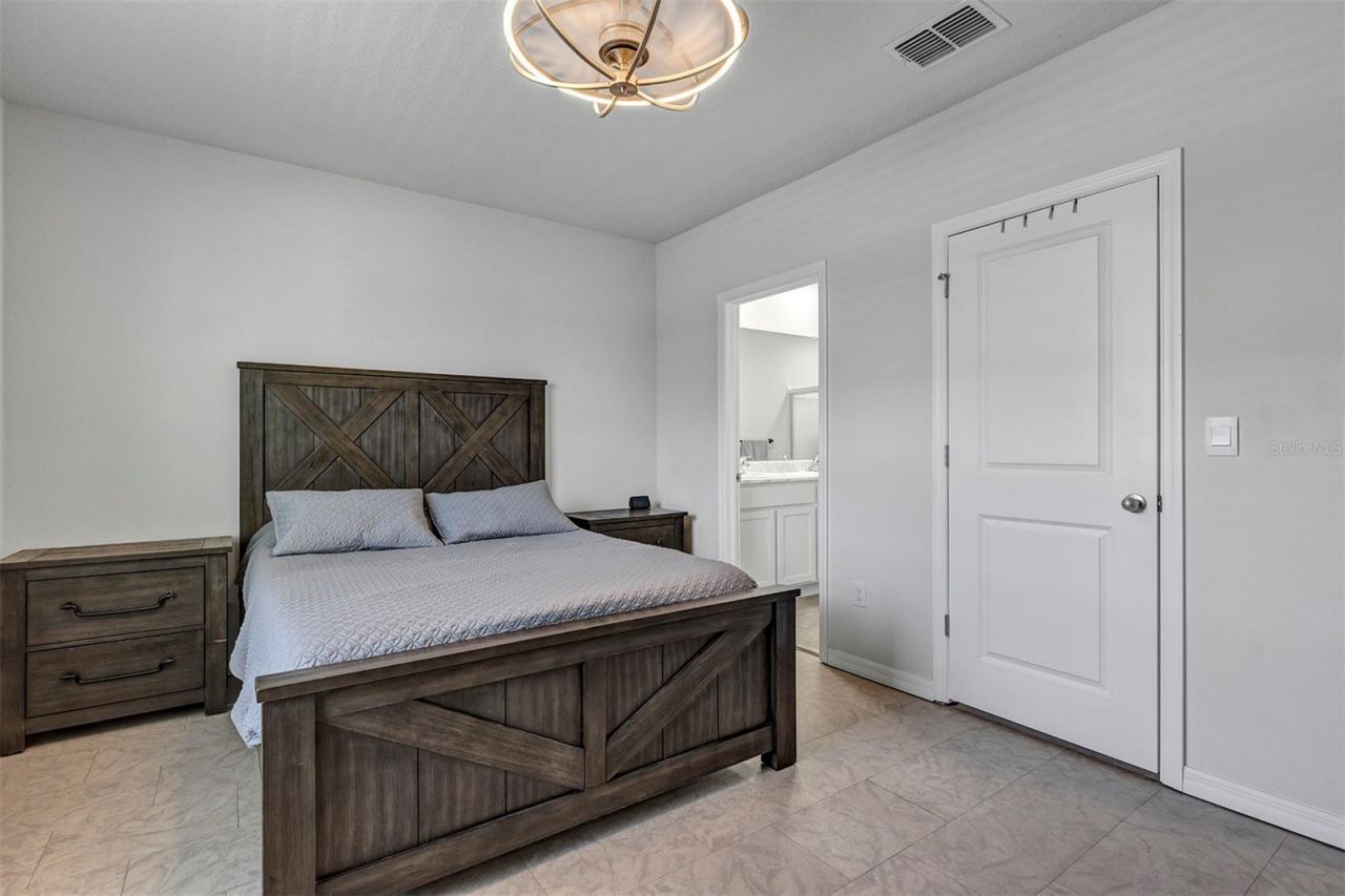 4015 Blue Banks Lane, Bradenton, FL 34208 Photo