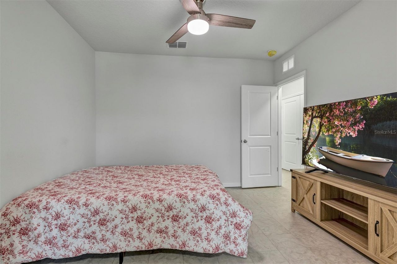 4015 Blue Banks Lane, Bradenton, FL 34208 Photo