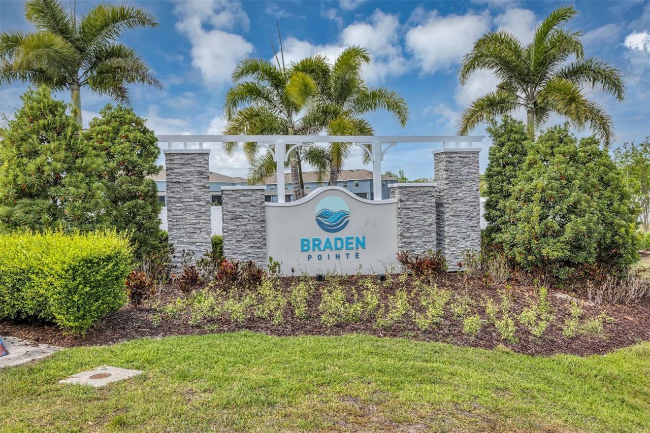 4015 Blue Banks Lane, Bradenton, FL 34208 Photo