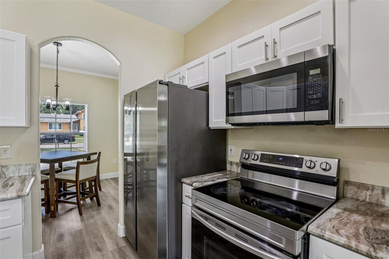 943 Amaros Avenue, Orlando, FL 32811 Photo