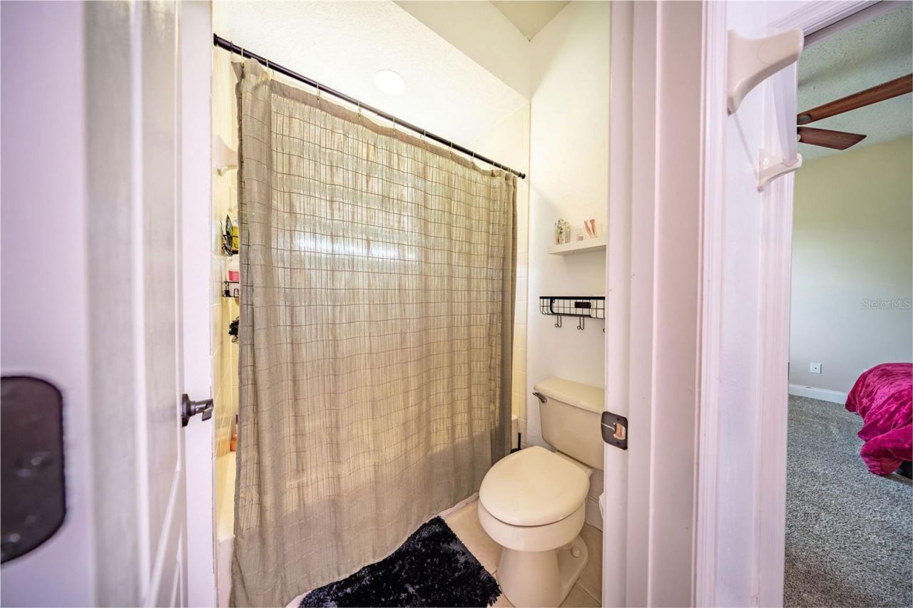 5113 Hawks Hammock Way , Sanford, FL 32771 Photo