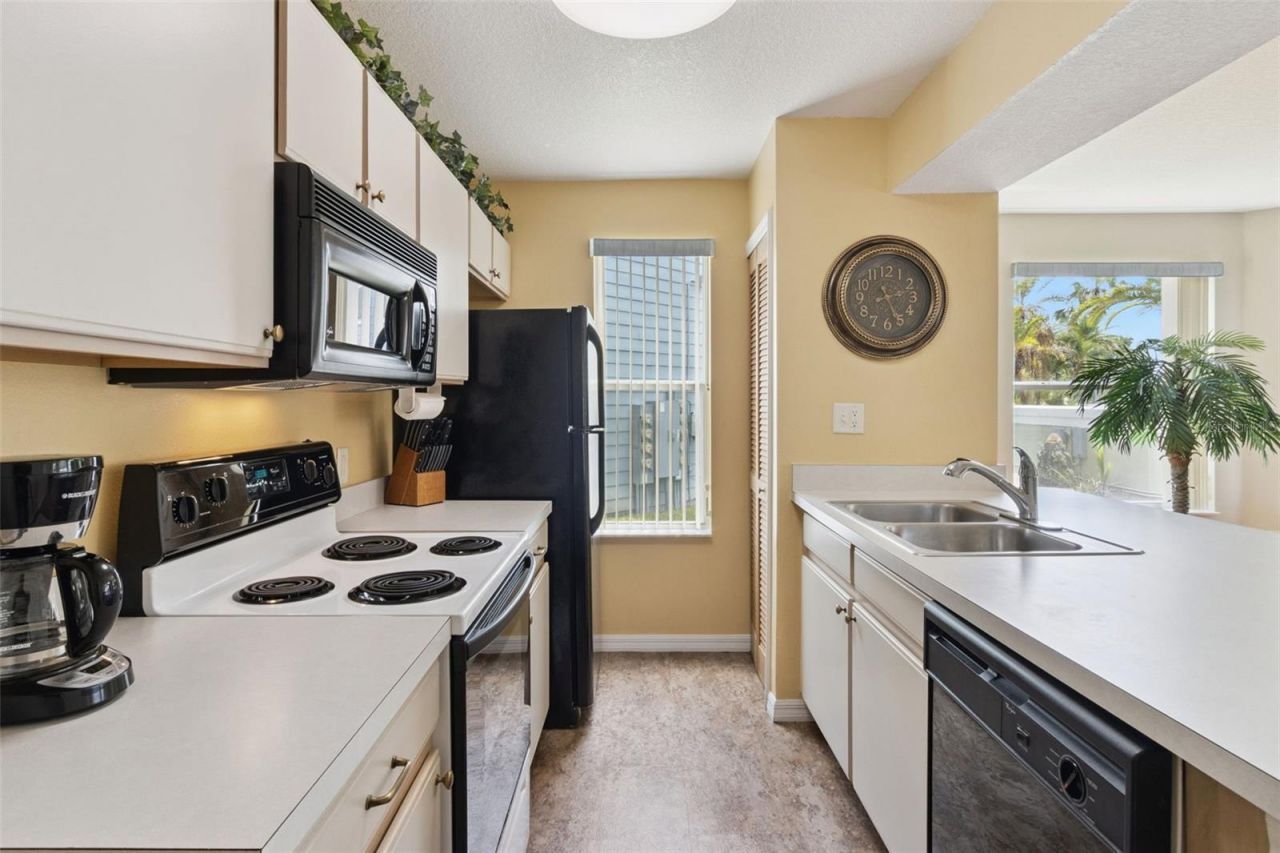 8707 Knightsbridge Court , Unit B, Kissimmee, FL 34747 Photo