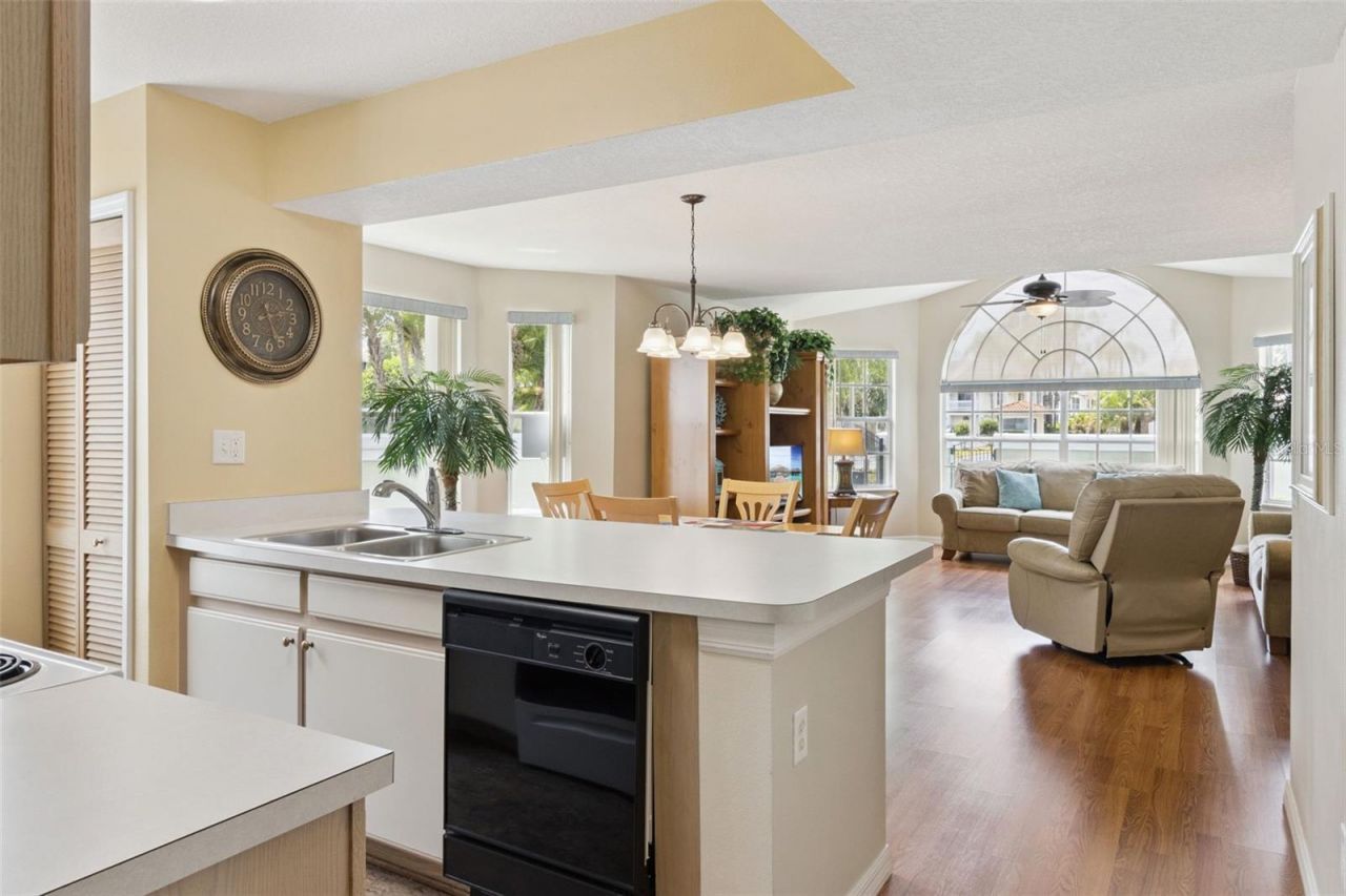 8707 Knightsbridge Court , Unit B, Kissimmee, FL 34747 Photo