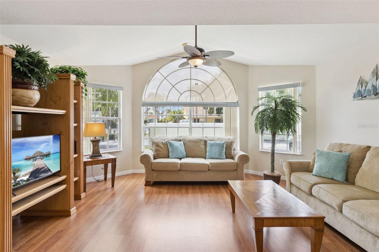 8707 Knightsbridge Court , Unit B, Kissimmee, FL 34747 Photo