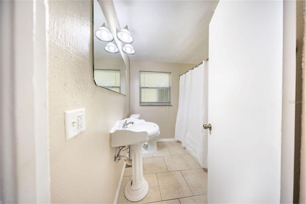 732 Cherokee Circle , Sanford, FL 32773 Photo