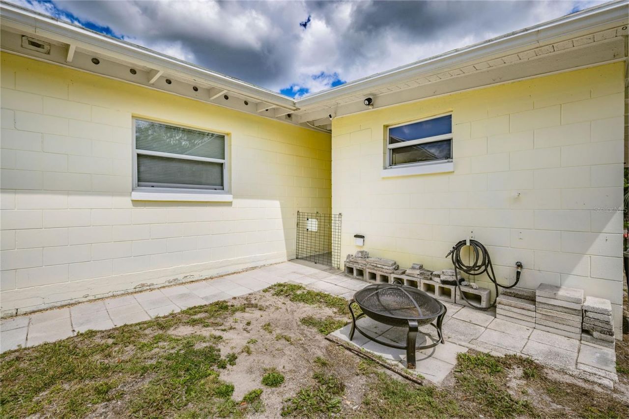 732 Cherokee Circle , Sanford, FL 32773 Photo