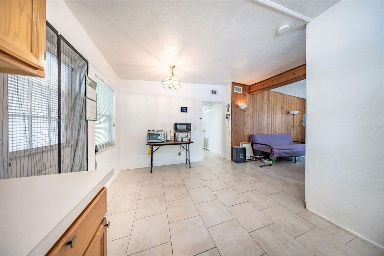 732 Cherokee Circle , Sanford, FL 32773 Photo