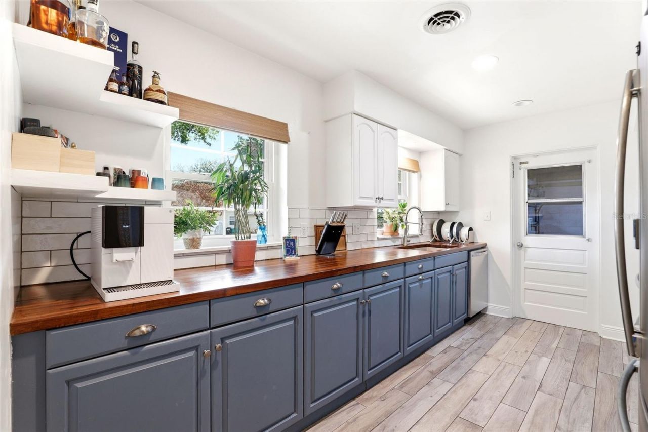 950 Fort Lane Drive , Orlando, FL 32806 Photo