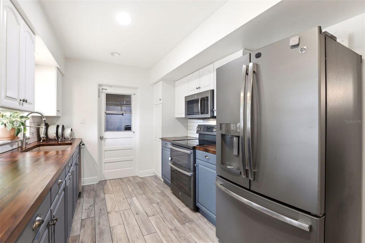 950 Fort Lane Drive , Orlando, FL 32806 Photo