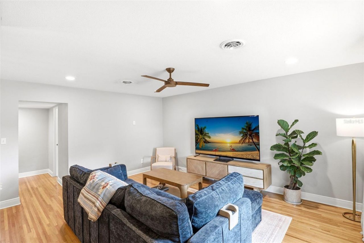 950 Fort Lane Drive , Orlando, FL 32806 Photo