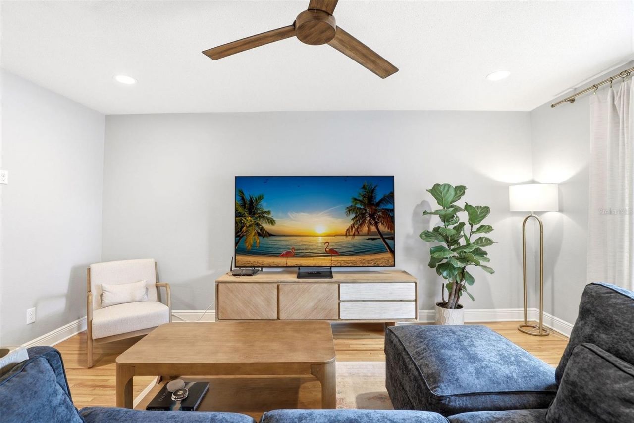 950 Fort Lane Drive , Orlando, FL 32806 Photo