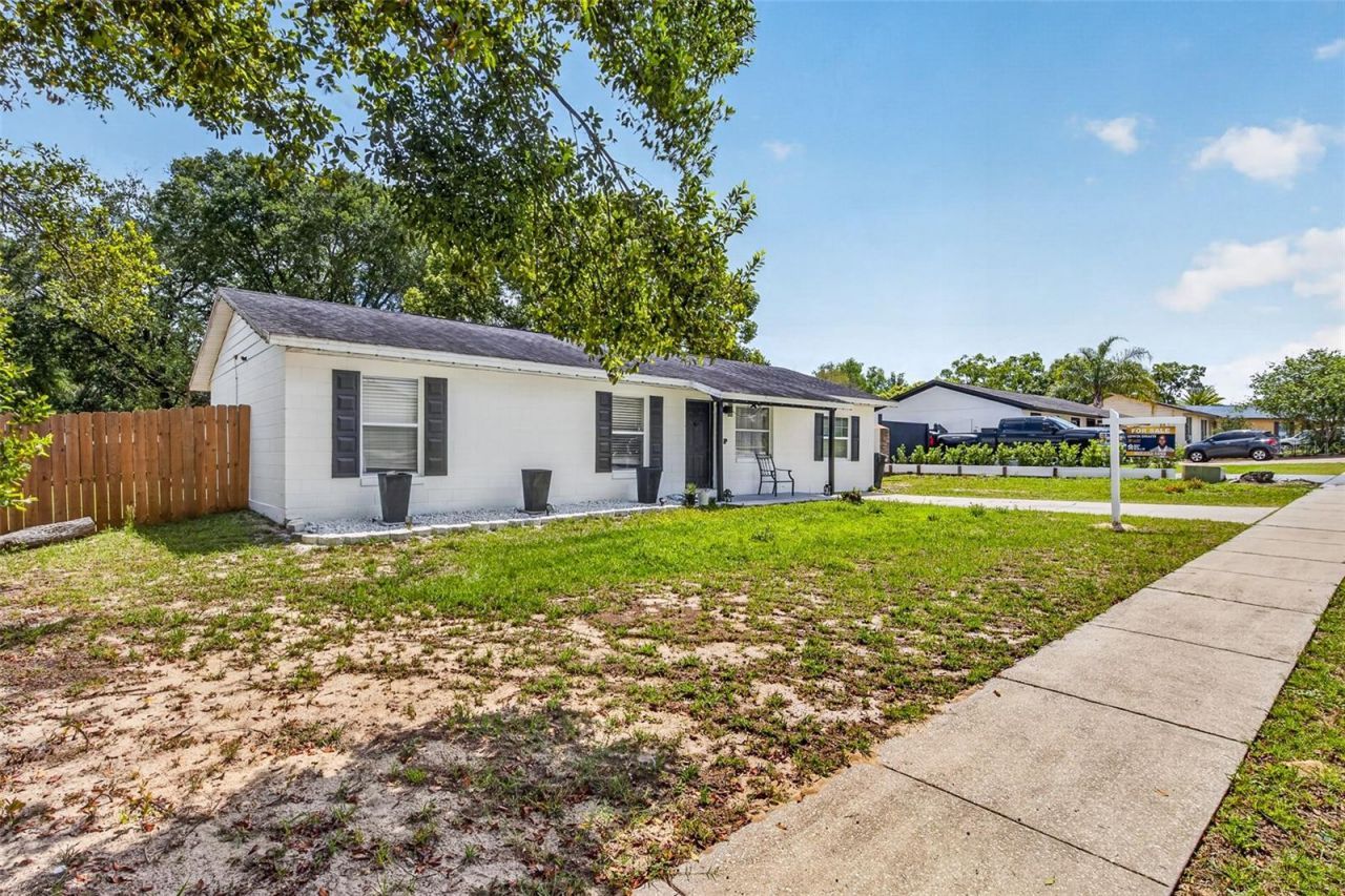 6327 Oren Court , Apopka, FL 32712 Photo