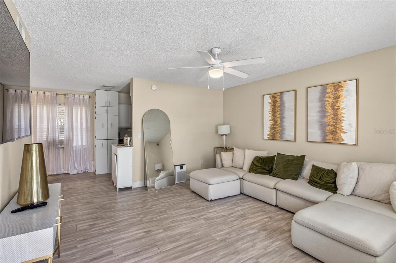 6327 Oren Court , Apopka, FL 32712 Photo