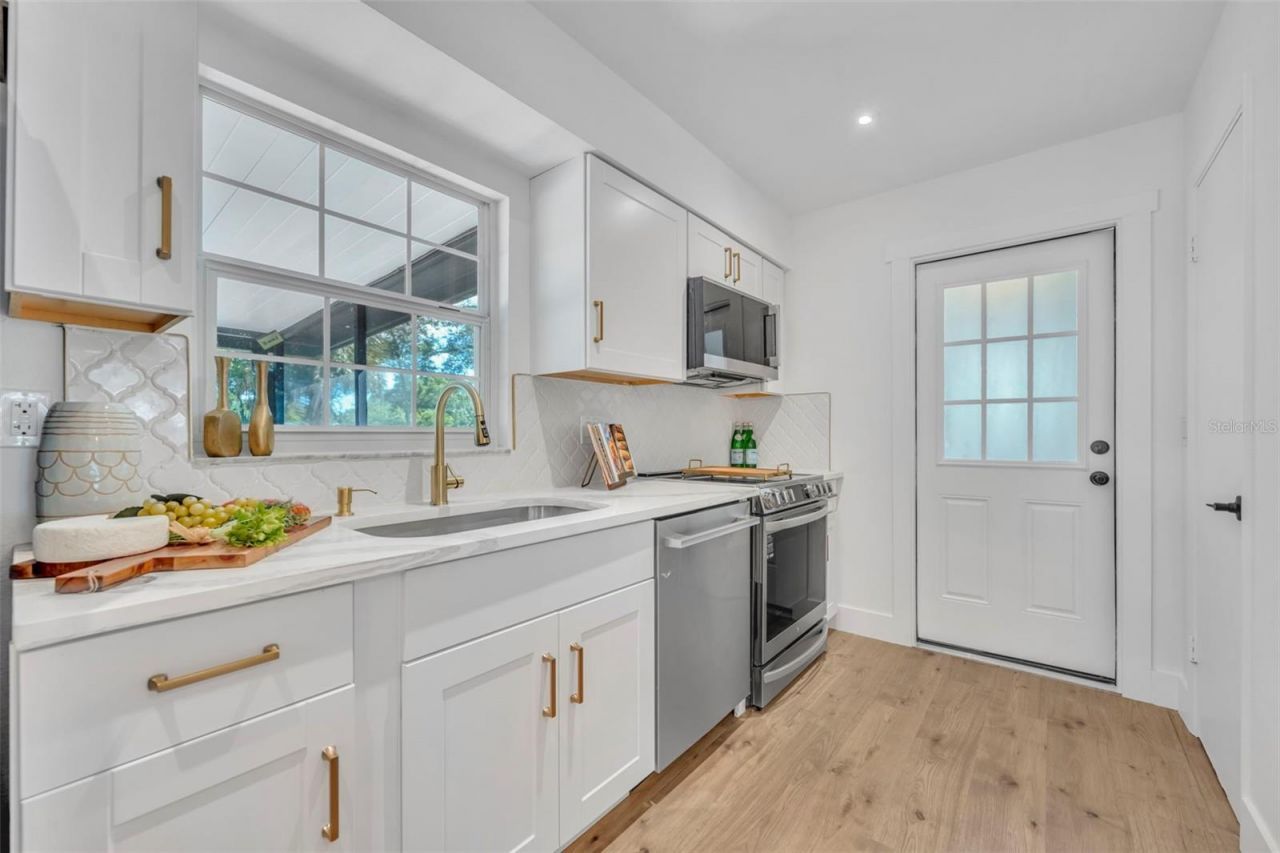 454 Springwood Court , Longwood, FL 32750 Photo