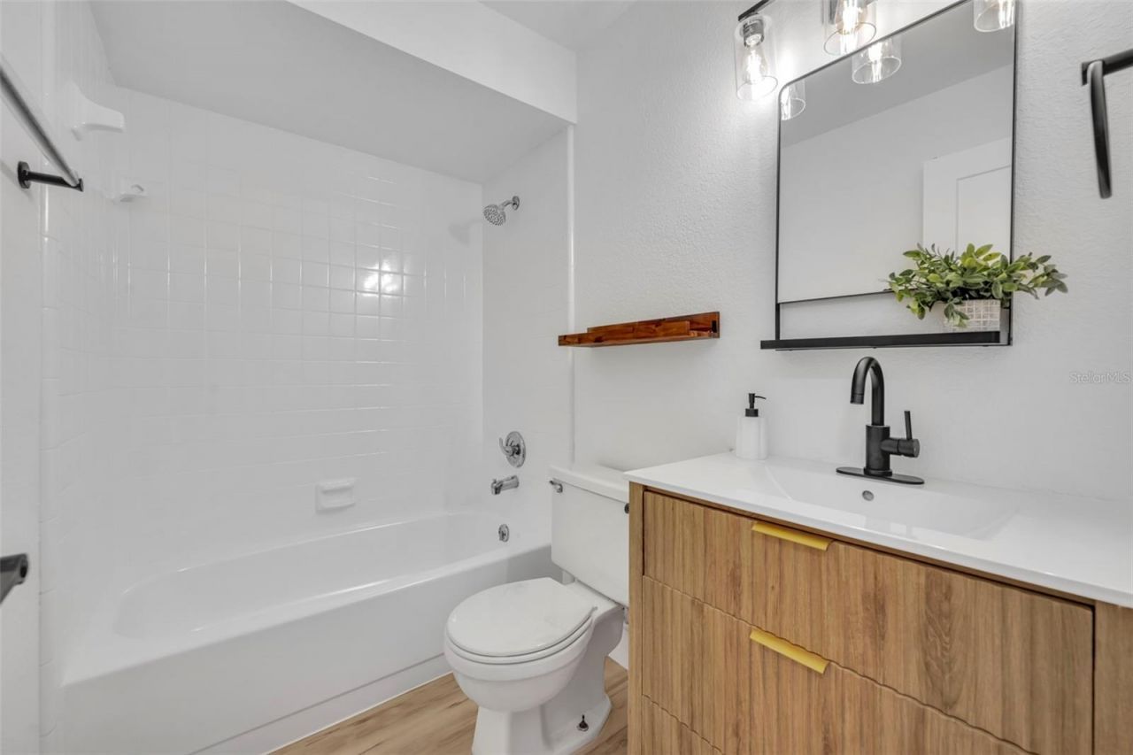 454 Springwood Court , Longwood, FL 32750 Photo