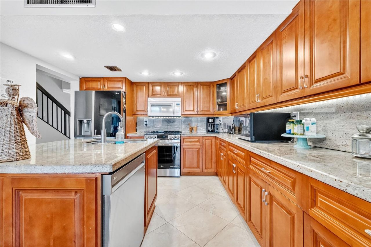 1490 Laguna Lane, Pembroke Pines, FL 33026 Photo