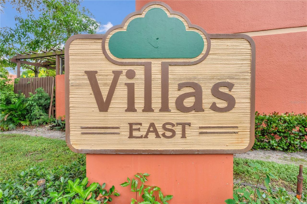 1490 Laguna Lane, Pembroke Pines, FL 33026 Photo