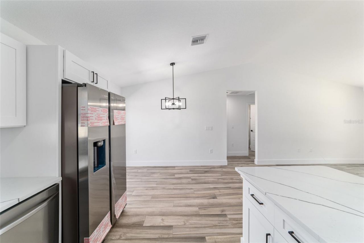 13863 SW 101 Street , Dunnellon, FL 34432 Photo